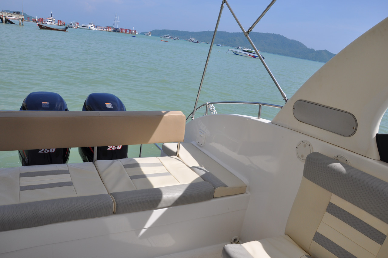 Speedboat Gambit at Phi Phi Islands